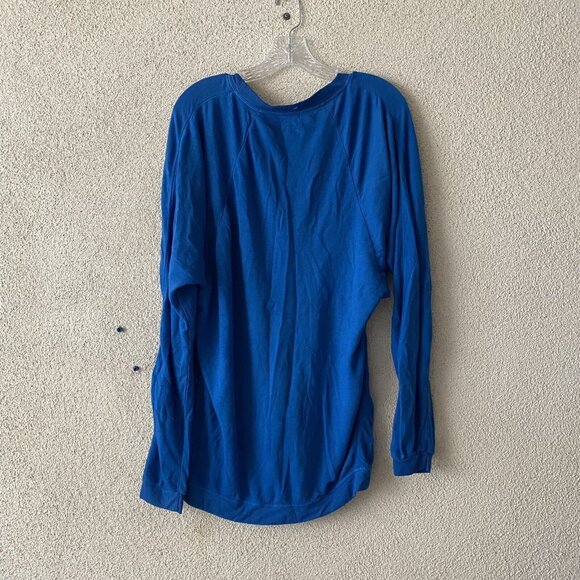 Chaser Women Top Blue Pink Floyd Logo Pullover Sweatshirt Rock Sweater 70's Rock - Picture 8 of 12